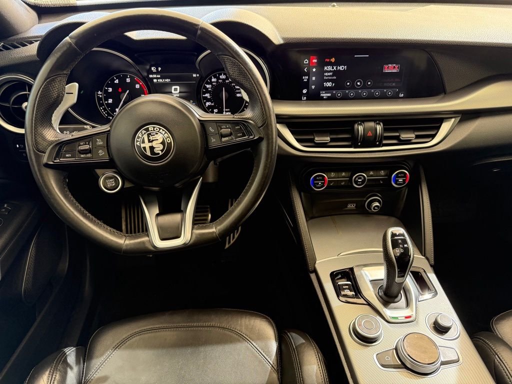 Used 2021 Silverstone Gray Metallic Alfa Romeo Ti Sport image 28