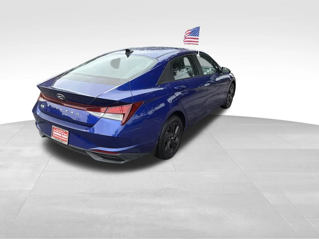 Used 2023 Blue Hyundai SEL image 7