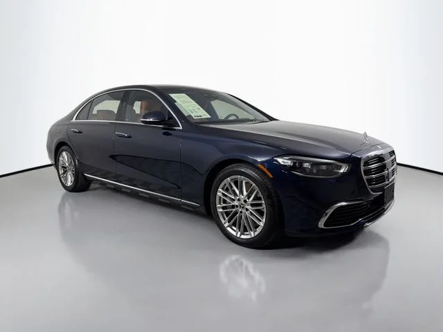 Used 2023 Blue Mercedes-Benz S 580 image 3