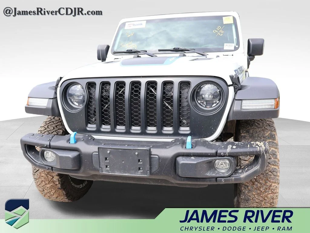 Used 2023 White Jeep Rubicon 4xe image 5