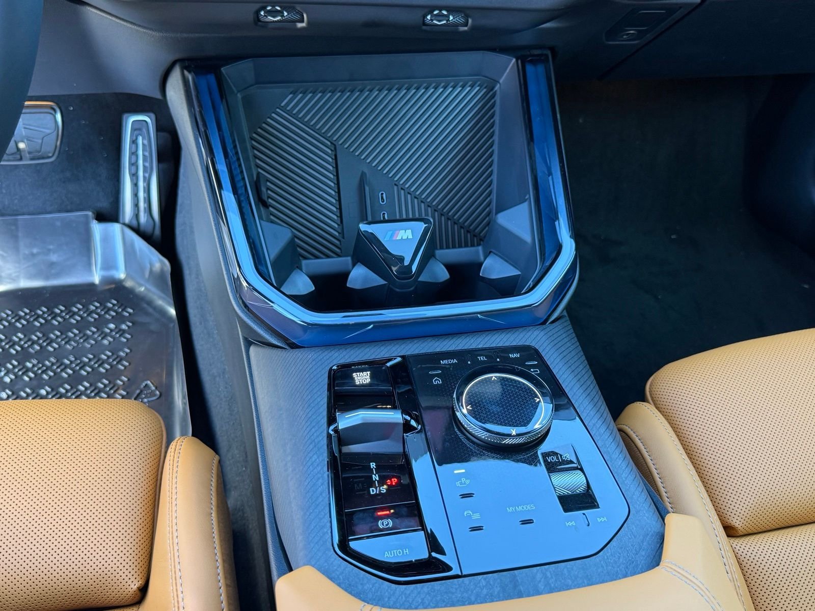 New 2026 Dune Grey Metallic BMW 30 xDrive image 27