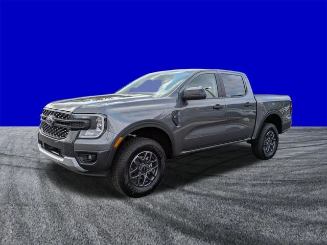 New 2026 Carbonized Gray Metallic Ford XLT image 8