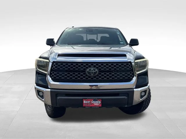 Used 2018 Black Toyota SR5 image 2