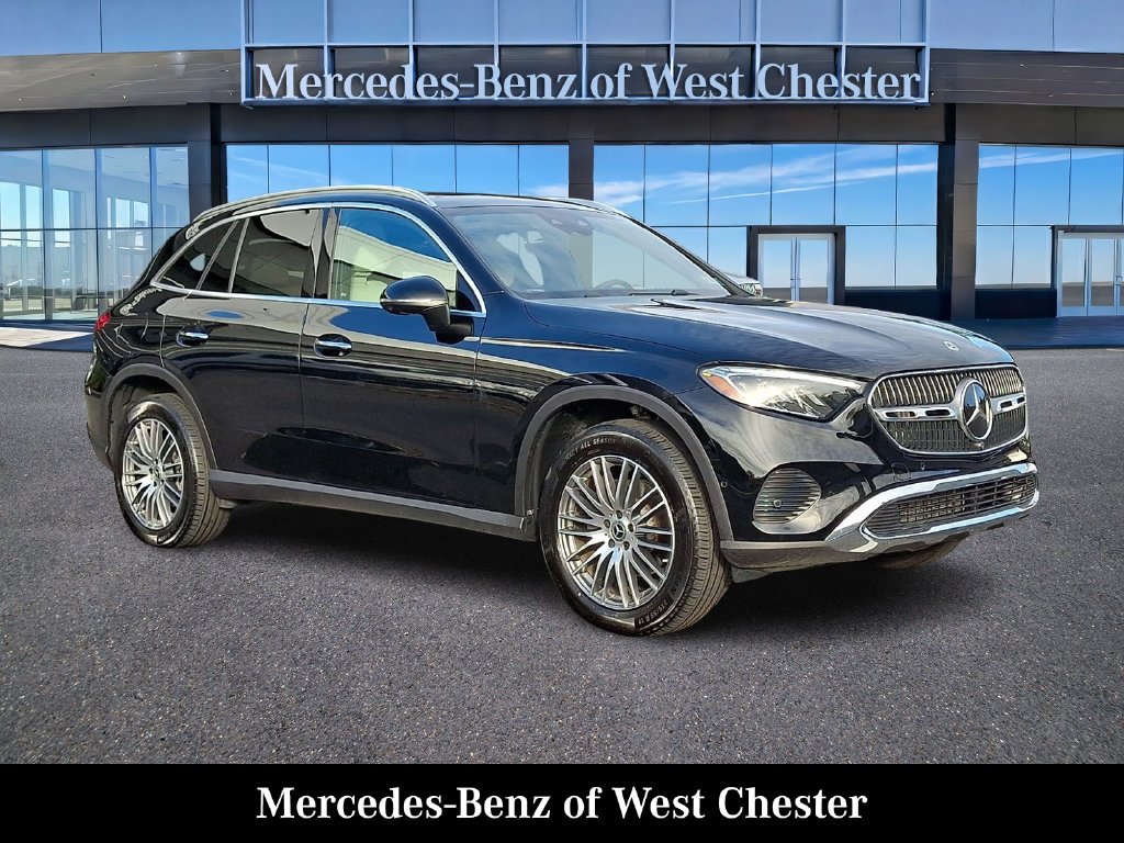 2026 Mercedes-Benz GLC 300 AWD 4MATIC® photo 1