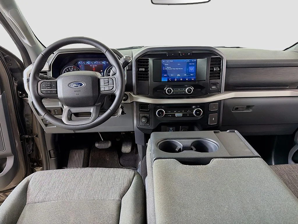 Used 2023 Stone Gray Metallic Ford XLT image 25