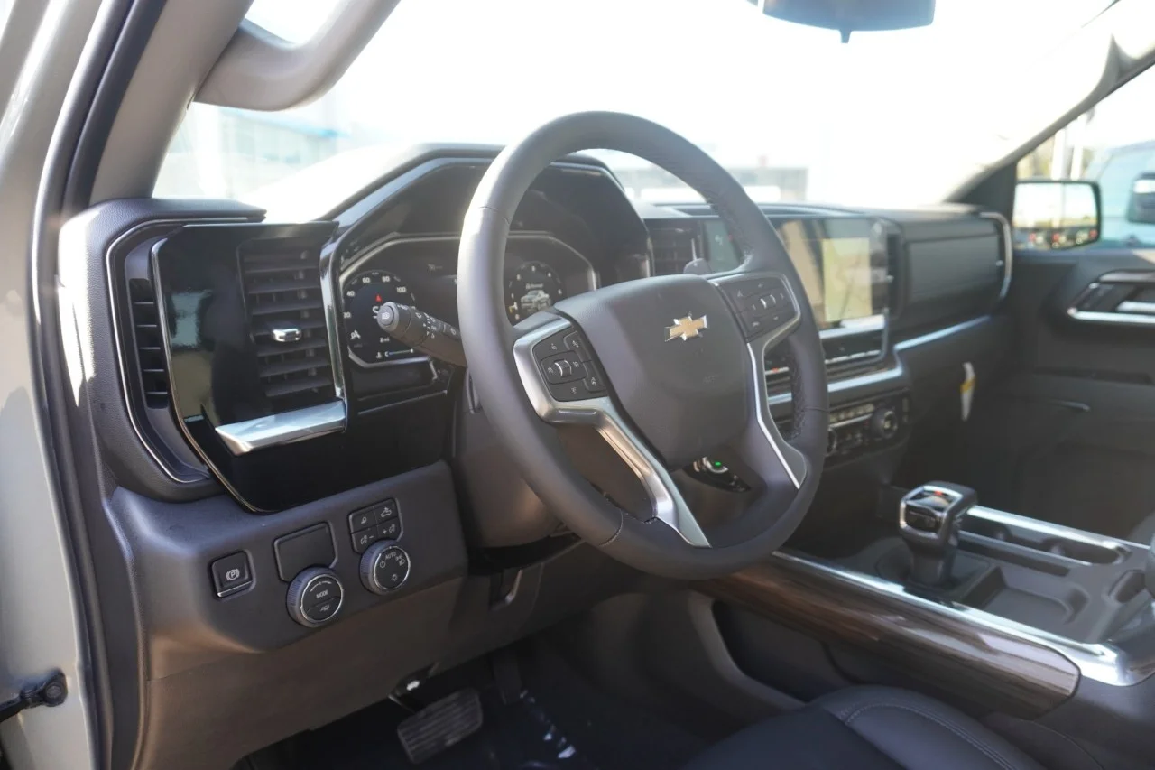2026 Chevrolet Silverado 1500 LT - Photo 22