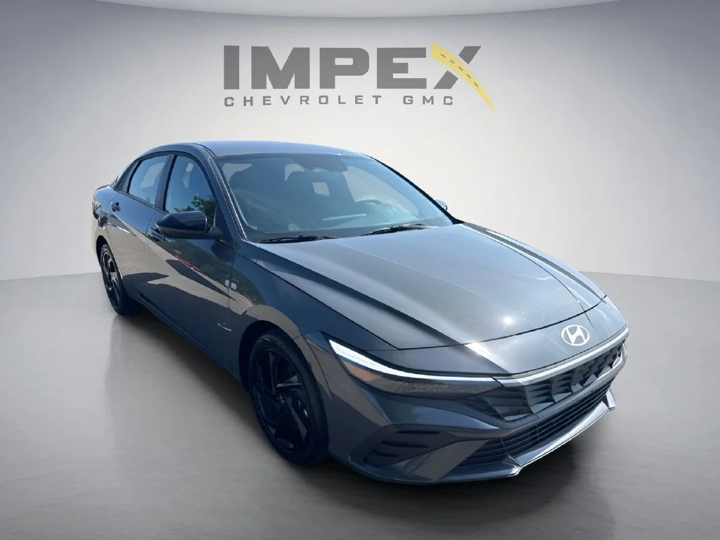 Used 2026 Charcoal Hyundai SEL Sport image 7