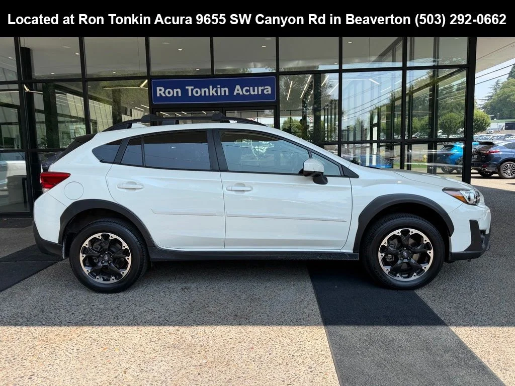 Used 2021 Crystal White Pearl Subaru Premium image 8