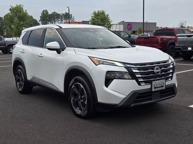 Used 2024 White Nissan SV image 4
