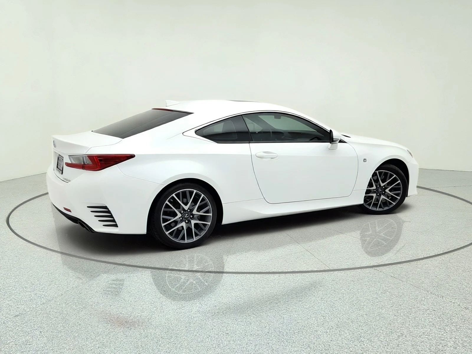 Used 2016 Ultra White Lexus CLOTH image 15