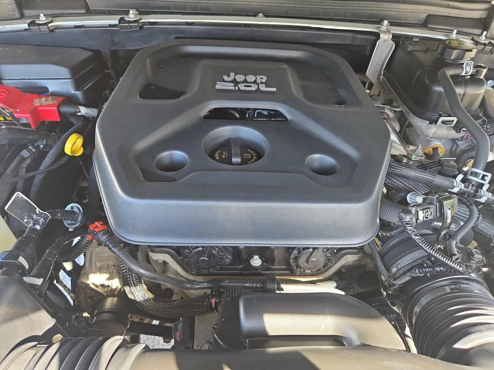 Used 2020 Bright White Clearcoat Jeep Sport S image 22