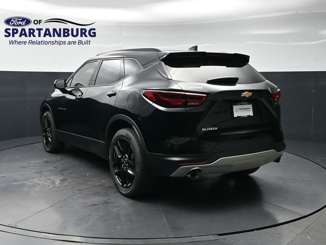 Used 2023 Black Chevrolet LT image 3