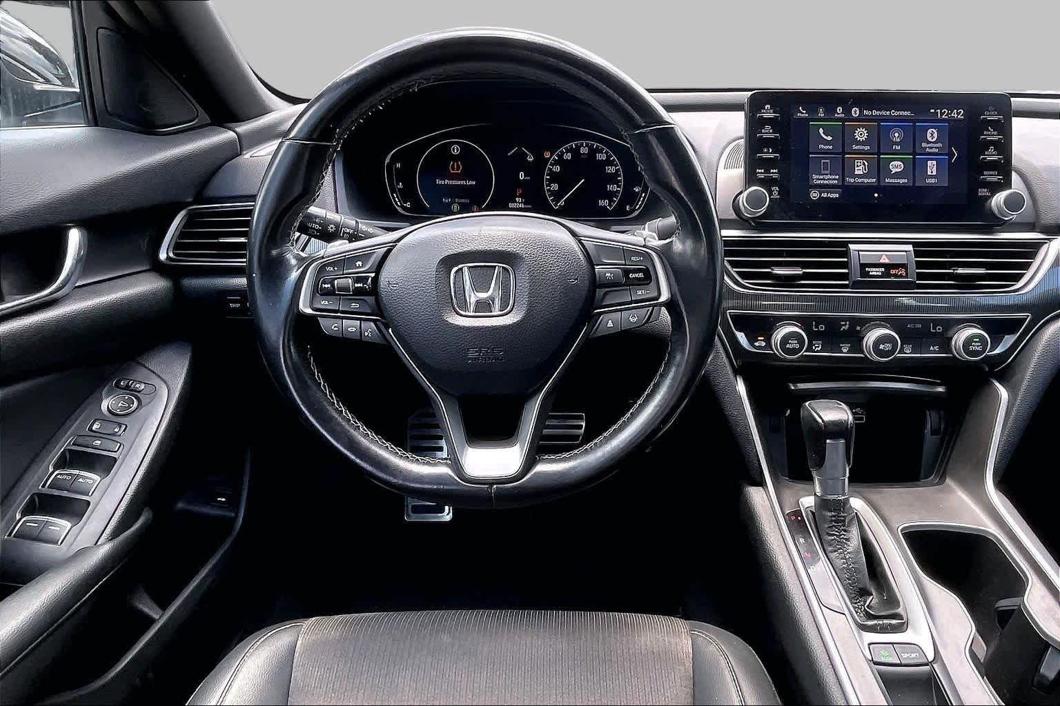 Used 2022 Platinum White Pearl Honda Sport image 6