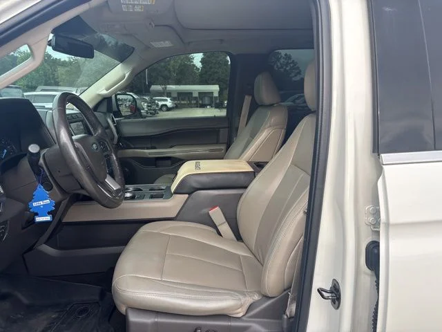 Used 2021 White Ford XLT image 9