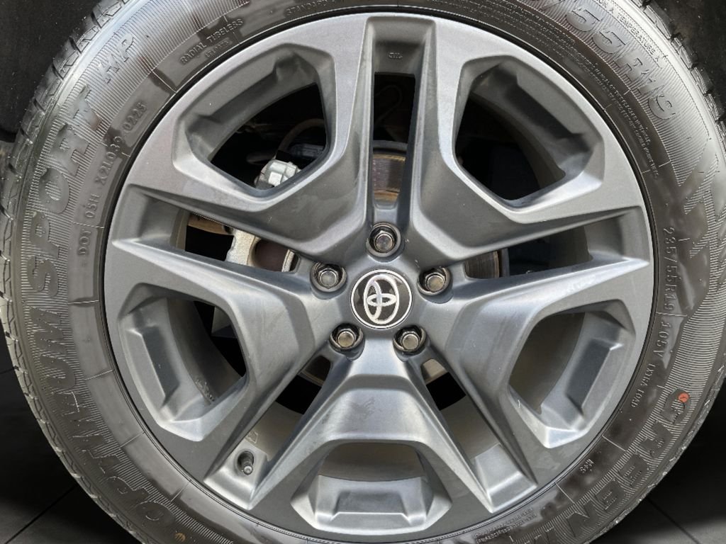 Used 2023 White Toyota Adventure image 28