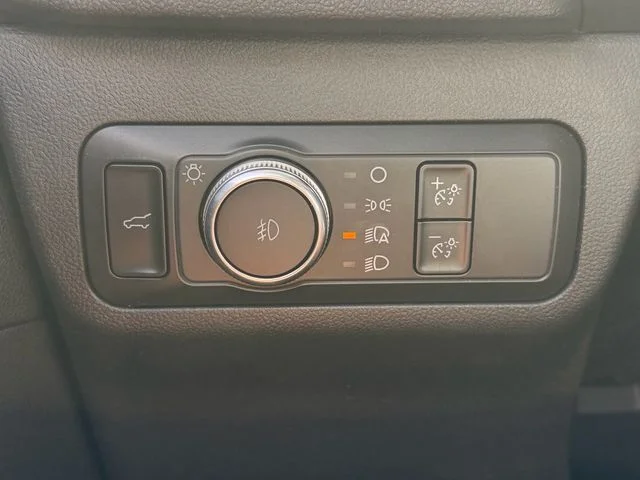 Used 2022 Blue Ford Titanium image 30