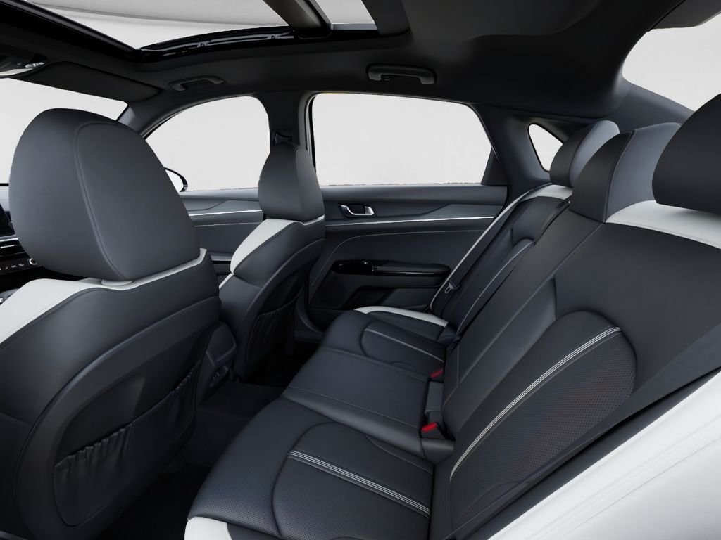 New 2026 White Kia GT-Line image 18