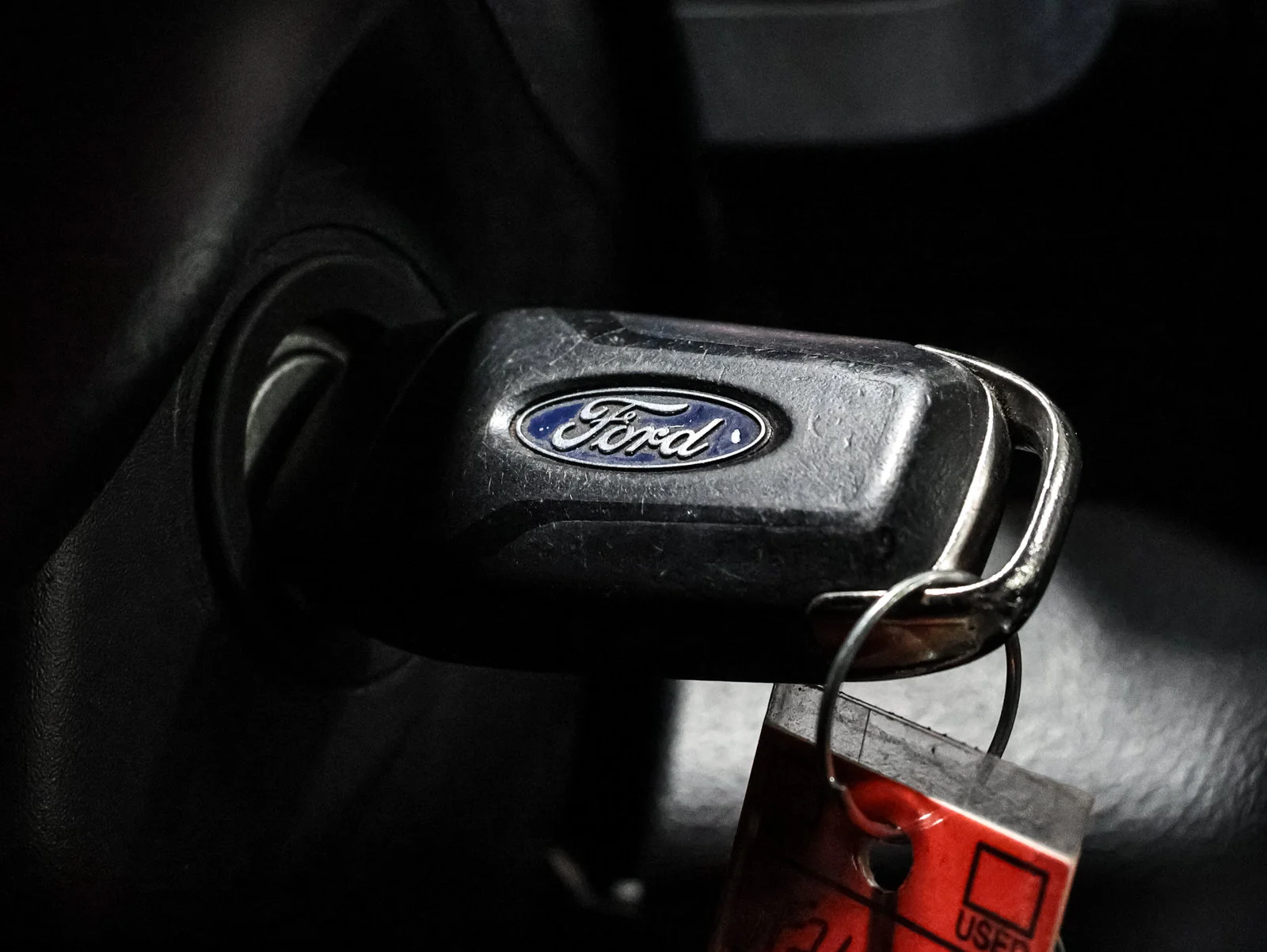Certified Used 2018 Shadow Black Ford XLT image 38