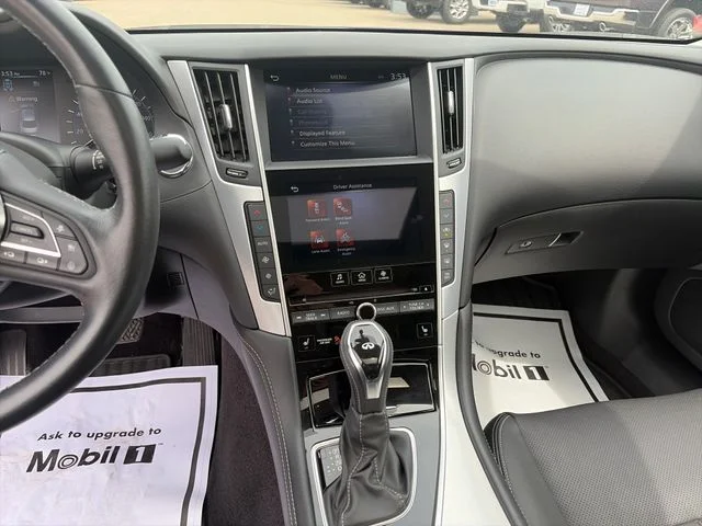 Used 2022 Grand Blue INFINITI LUXE image 23