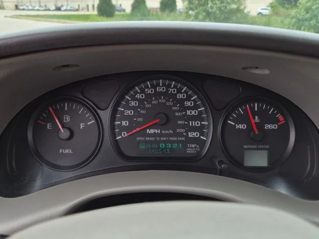 Used 2005 Silver Chevrolet Base image 21