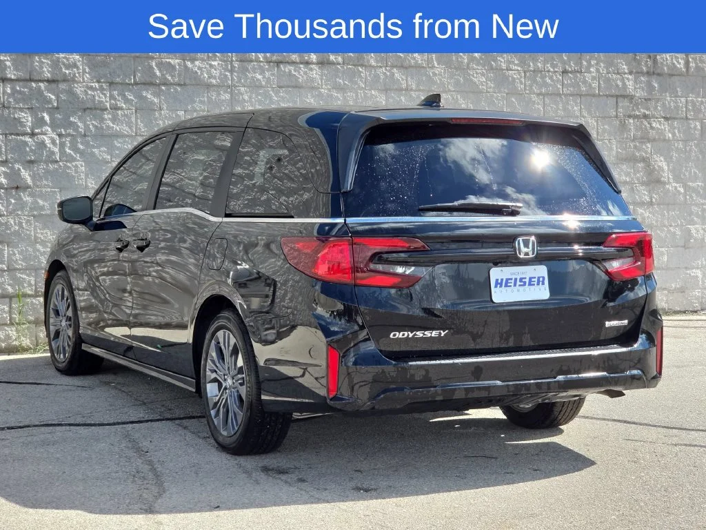 Used 2026  Honda Touring image 11