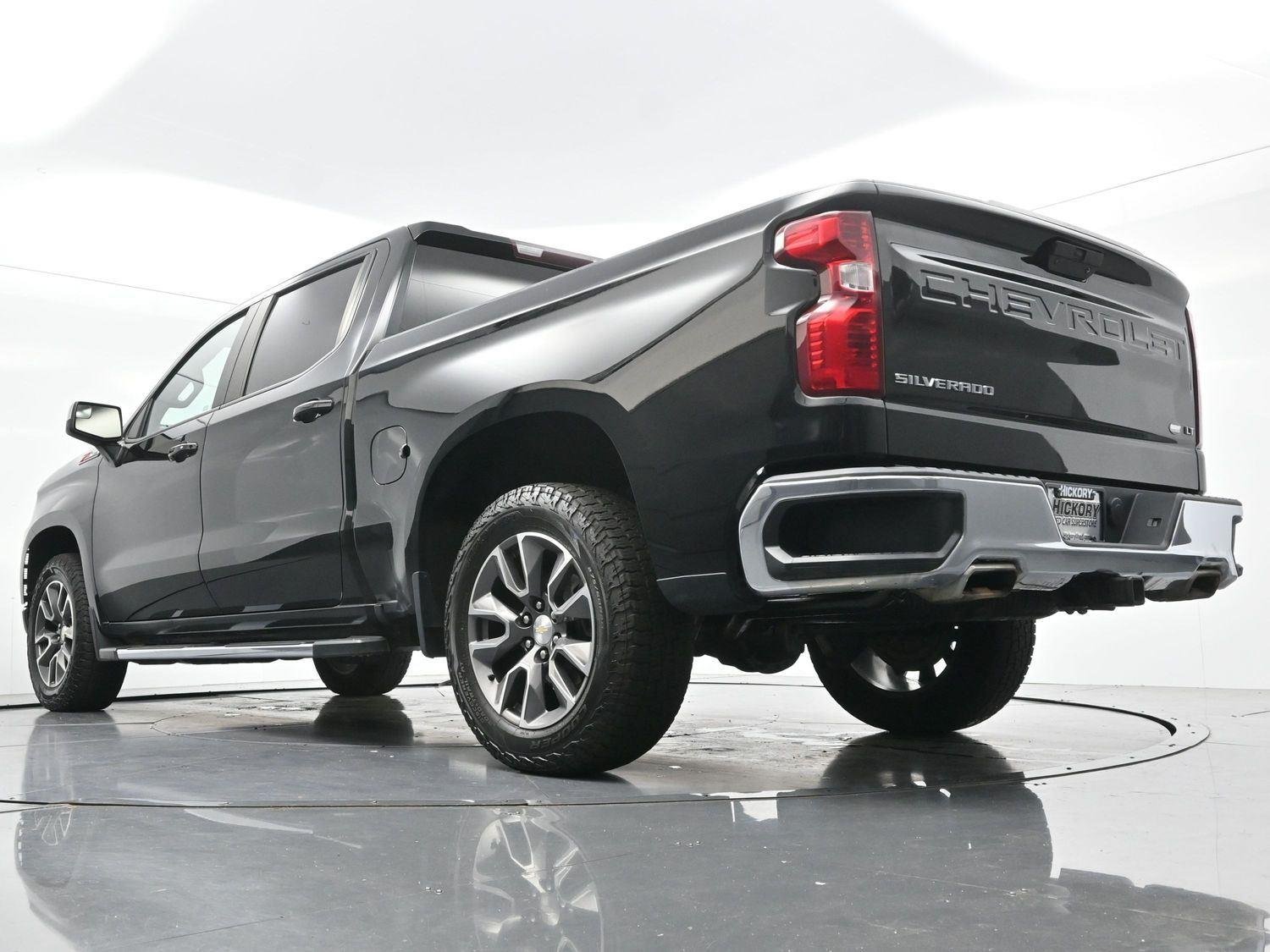 Used 2022 Black Chevrolet LT image 47