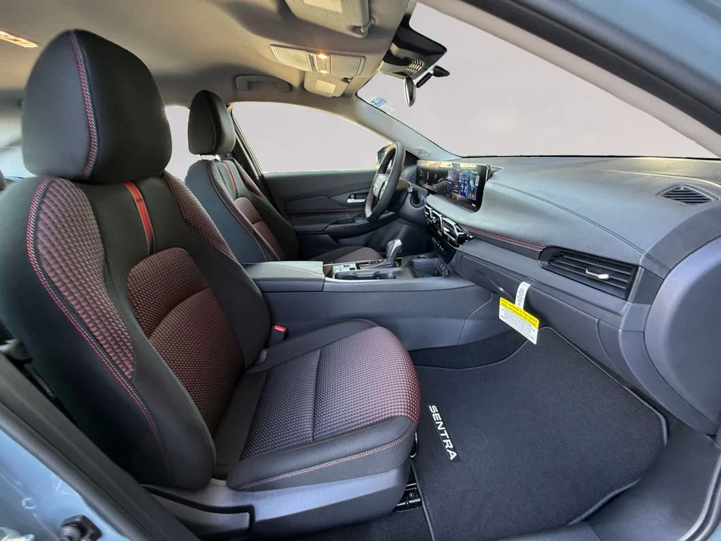 New 2027 Gray Nissan SR image 17