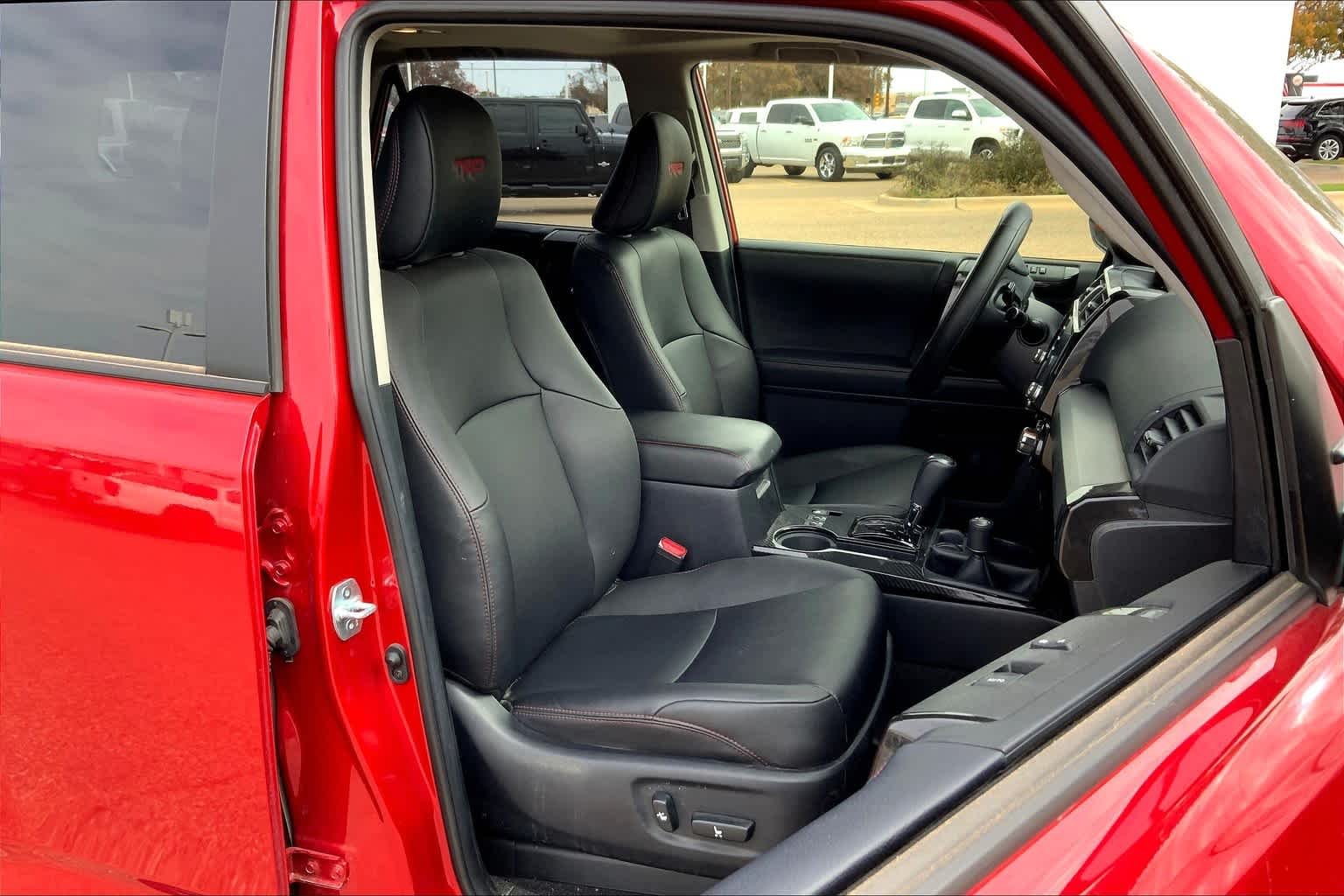 Used 2021 Barcelona Red Metallic Toyota Venture image 9