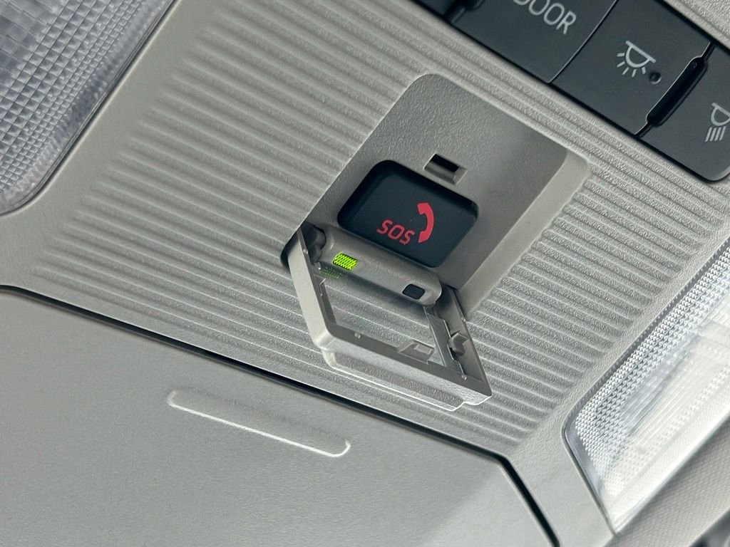 Used 2025 White Toyota XLE image 24