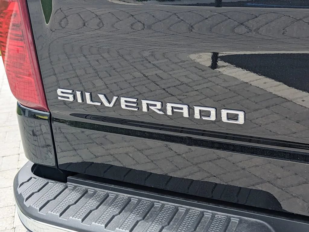 2026 Chevrolet Silverado 1500 LT - Photo 12