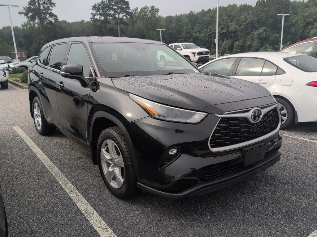 Used 2022 Black Toyota LE image 1