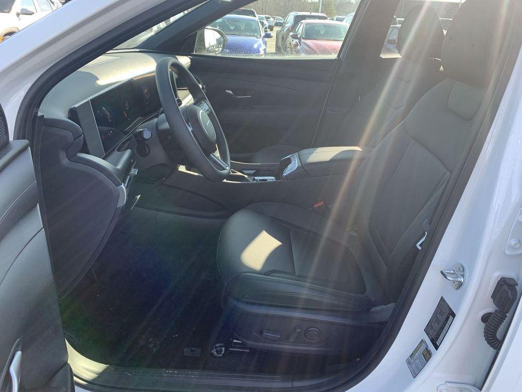 New 2026 White Hyundai SEL AWD image 11