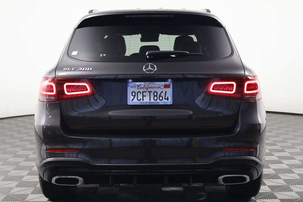 Certified Used 2022 Graphite Gray Metallic Mercedes-Benz GLC 300 image 5