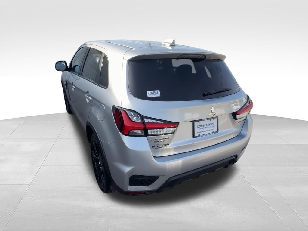 New 2026 Silver Mitsubishi 2.0 LE image 7