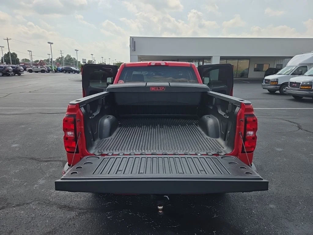 Used 2018 Red Chevrolet LT image 23