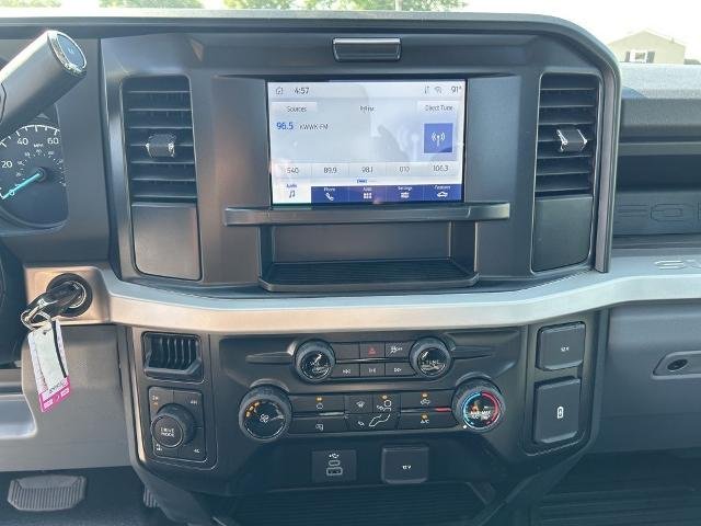New 2026 Oxford White Ford F-250® XL image 37