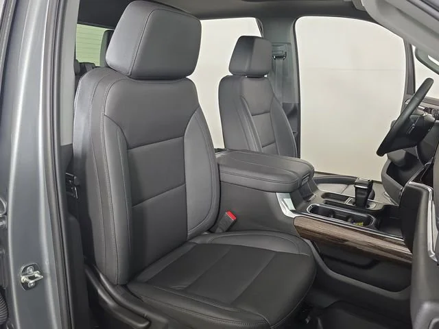 Used 2025 Sterling Metallic GMC Elevation image 23