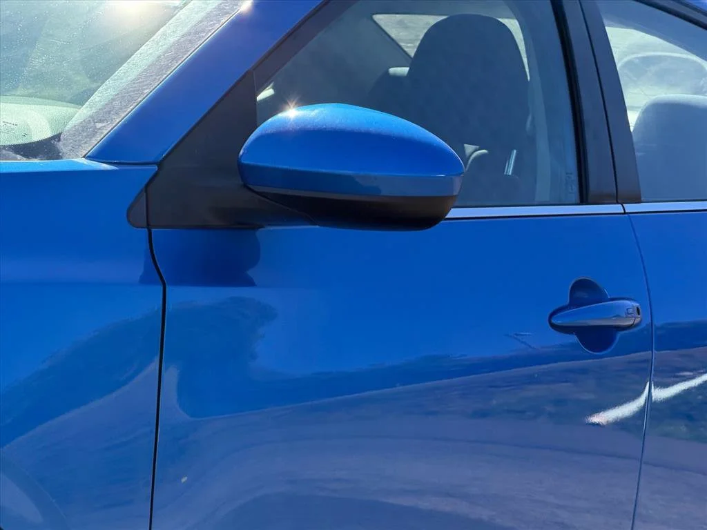 Used 2022 Blue Nissan SV image 18