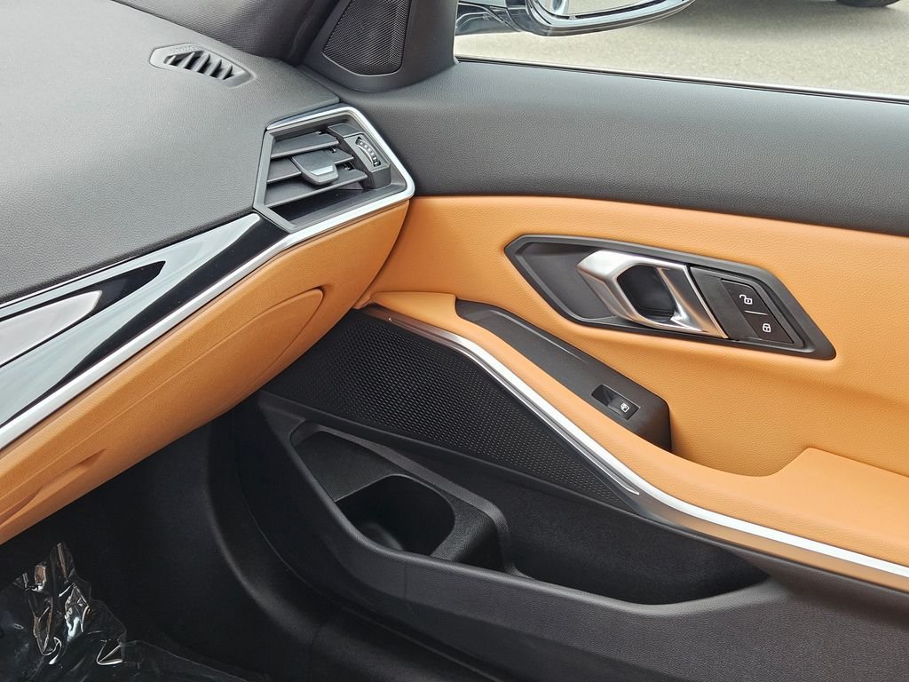 Used 2024 Skyscraper Grey Metallic BMW 330i xDrive image 28