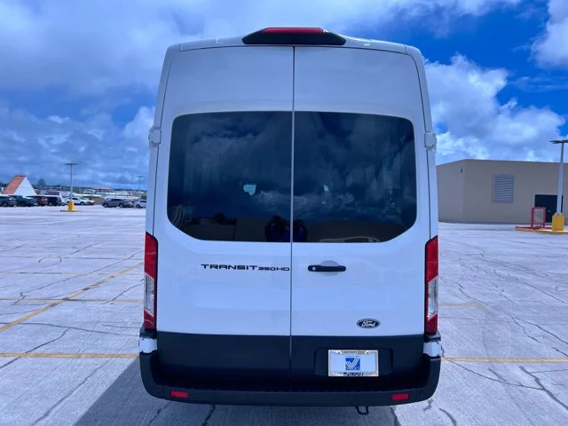 New 2026 OXFORD WHITE Ford XL HD High Roof 15 Passenger Van image 17
