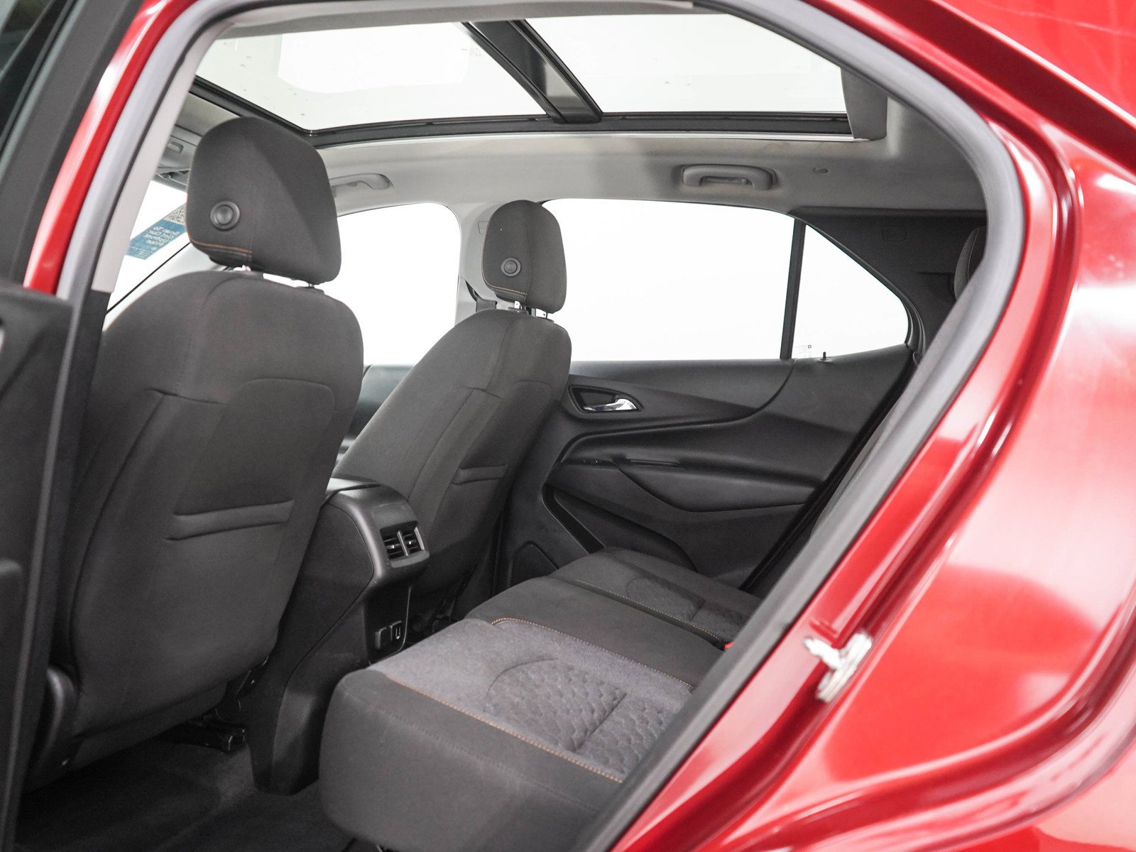Used 2018 Cajun Red Tintcoat Chevrolet AWD 4dr LT w/2LT image 19