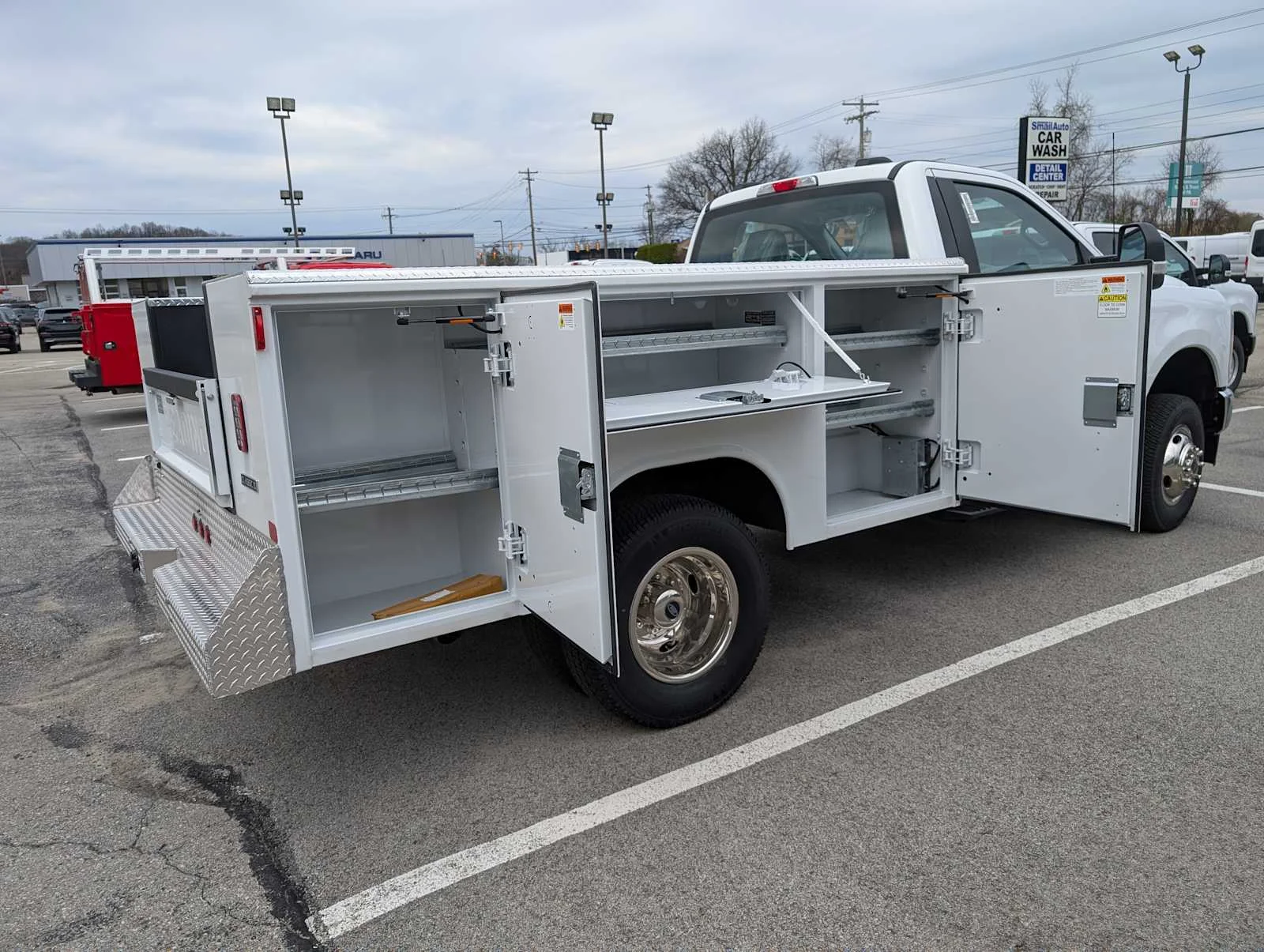 2026 Ford F-350 Super Duty Chassis Cab XL - Photo 7