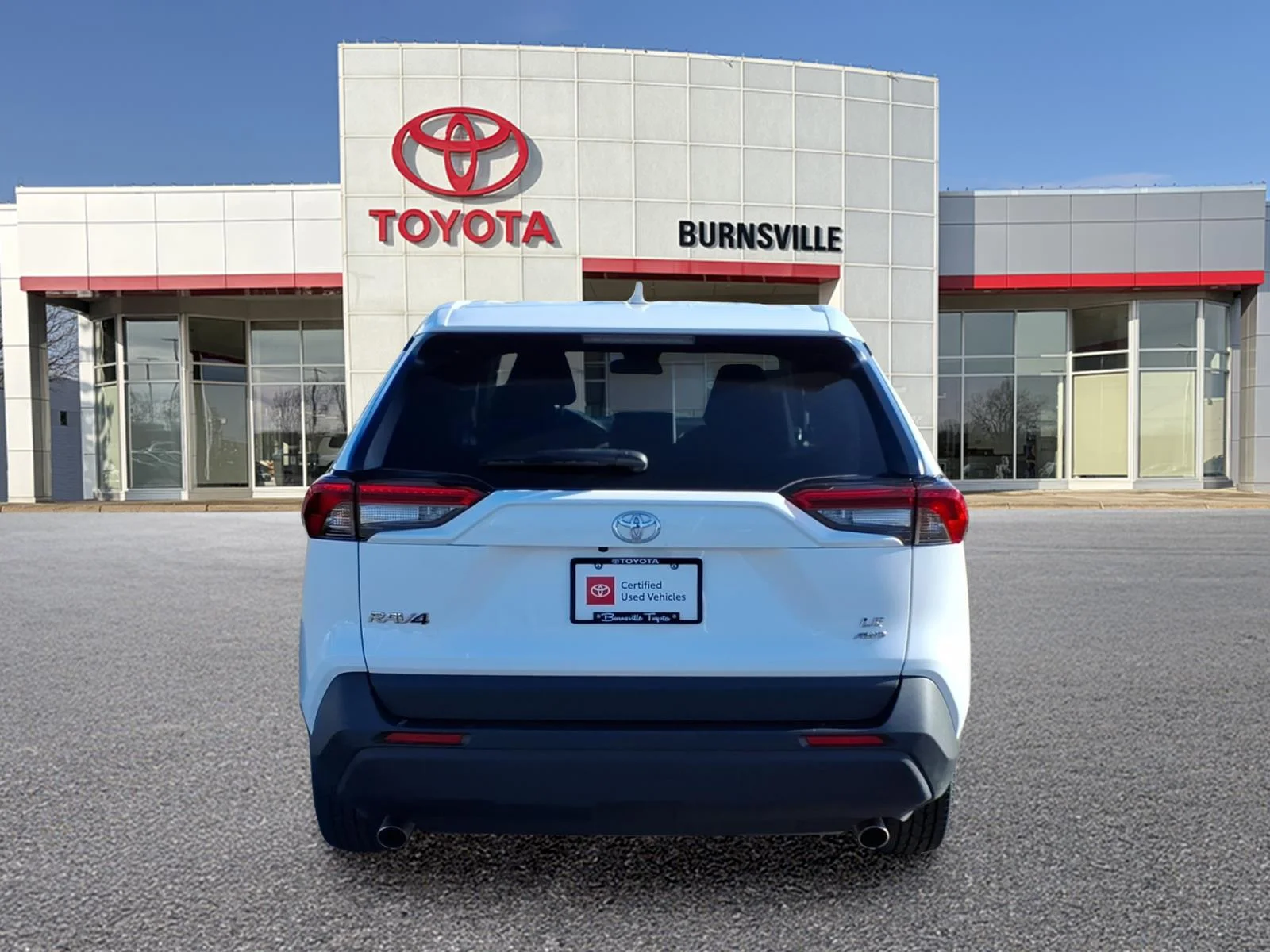 Used 2024 White Toyota LE image 5