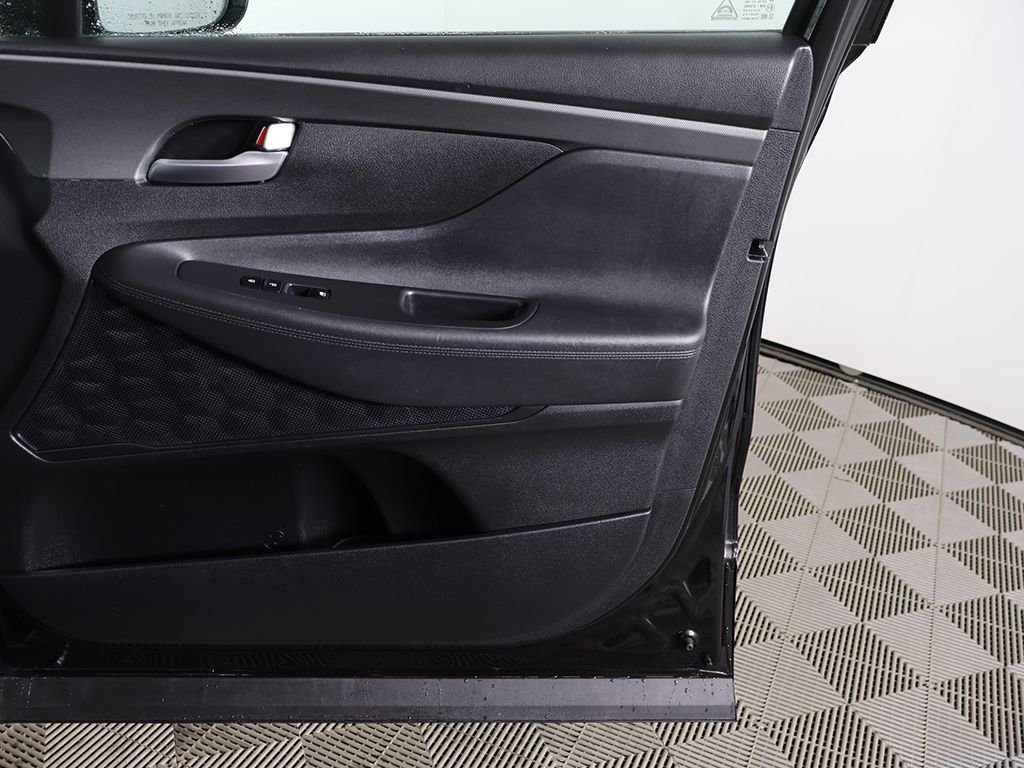 Used 2021 Black Hyundai SEL image 21