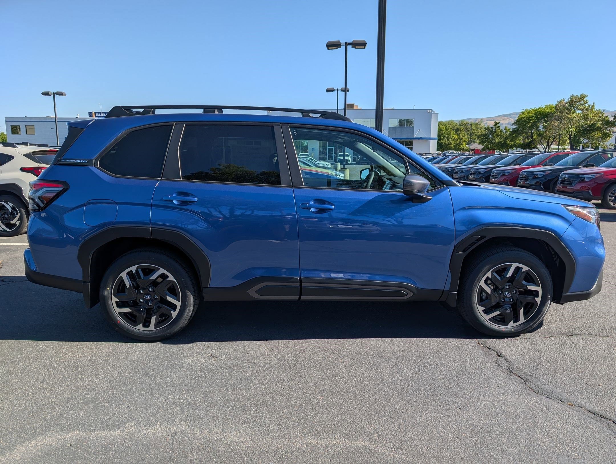 New 2026 DAYBREAK BLUE PEARL Subaru Limited image 2