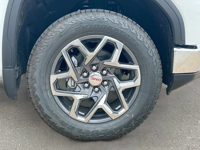 2026 GMC Sierra 1500 SLT - Photo 19