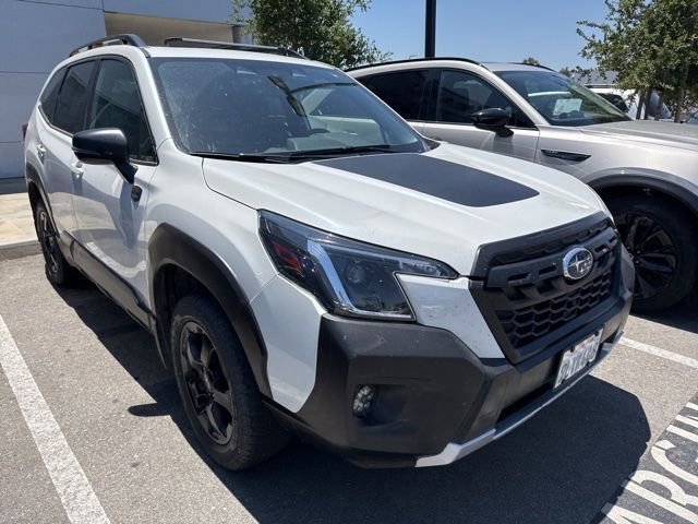 Used 2024 Crystal White Pearl Subaru Wilderness image 3