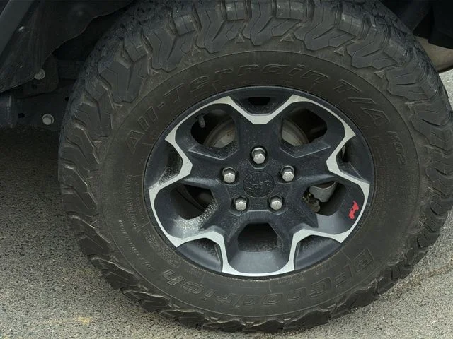 Used 2023 Black Jeep Rubicon image 9