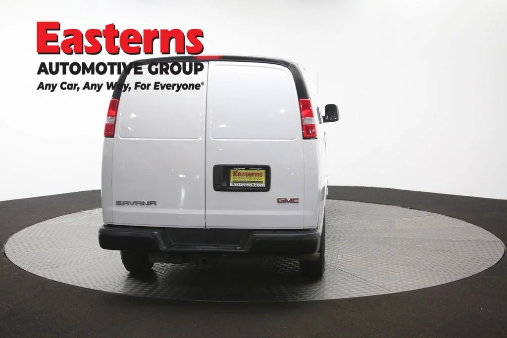 Used 2020 White GMC Work Van image 38