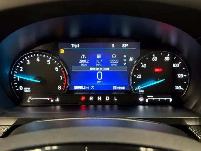 Used 2023 Gray Ford ST-Line image 20